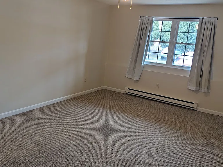 16B Mayberry Dr #2 — Photo 6