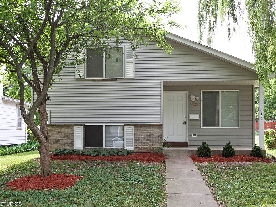 1st image of 2124 Hervey Ave