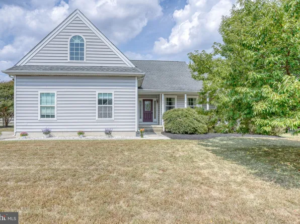 237 S Landing Dr, Milford, DE 19963