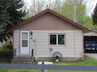 228 W Grove St, Absarokee, MT 59001