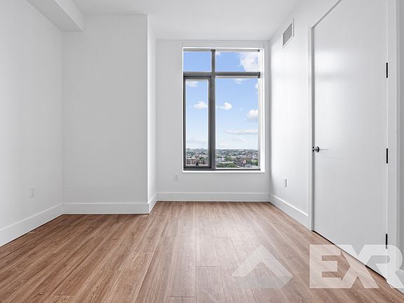5th image of 2230 Cropsey Ave #2103
