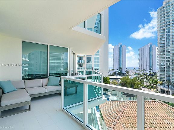 4th image of 250 Sunny Isles Blvd #3806