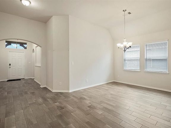 4th image of 8422 Montego Bay Dr