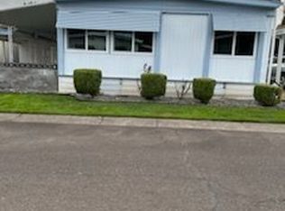 835 SE 1st Ave Unit 32, Canby, OR 97013