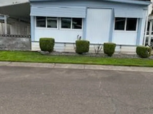 835 SE 1st Ave Unit 32, Canby, OR 97013