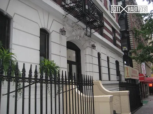 Rented by Citi Habitats | media 32