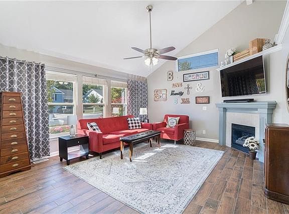 3rd image of 1309 Fox Run Trl