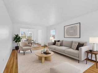 176 Jackson Ave, Syosset, NY 11791