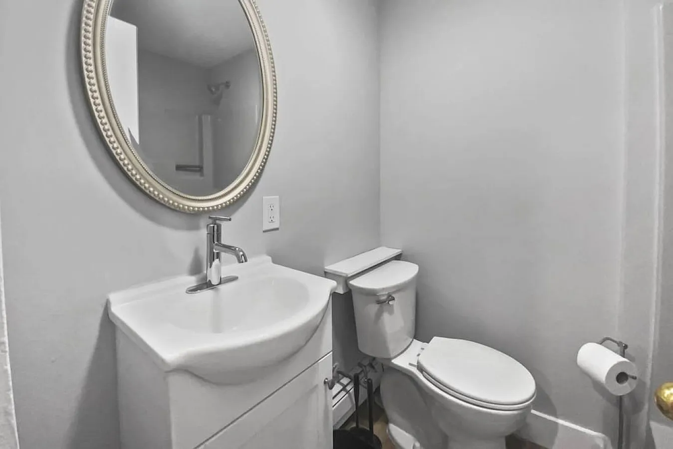 2 bed, 700 sqft, $3,200 — Photo 3