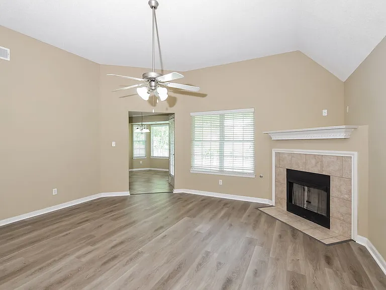 7218 Durango Dr — Photo 4
