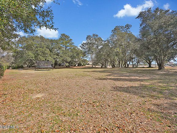 3rd image of 108 Seven Oaks Court