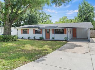 224 Sara Dr, Jacksonville, FL 32218