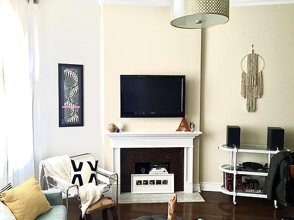 2nd image of 2105 S Ashland Ave #3