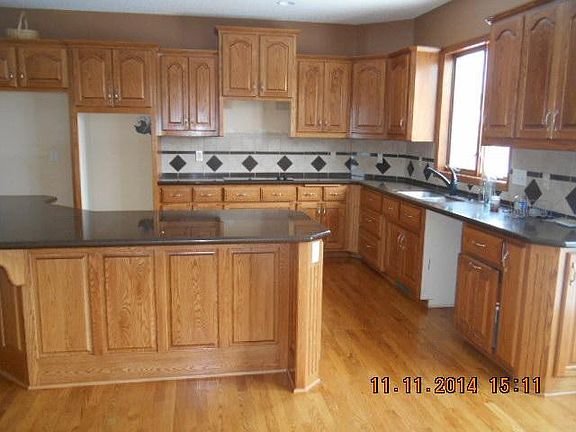 3rd image of 2817 Aspen Lake Dr NE