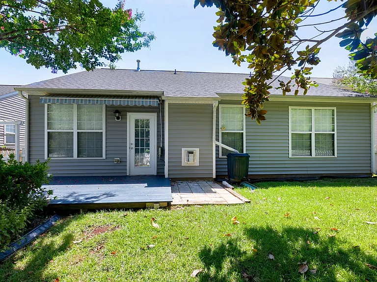412 Cline Falls Dr — Photo 25