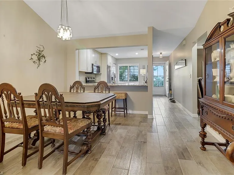 3002 Sandpiper Bay Cir #A305 — Photo 6