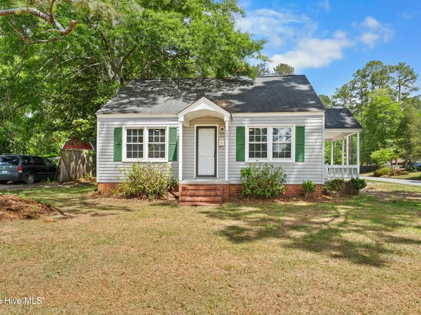 229 E Calhoun Street, Whiteville, NC 28472