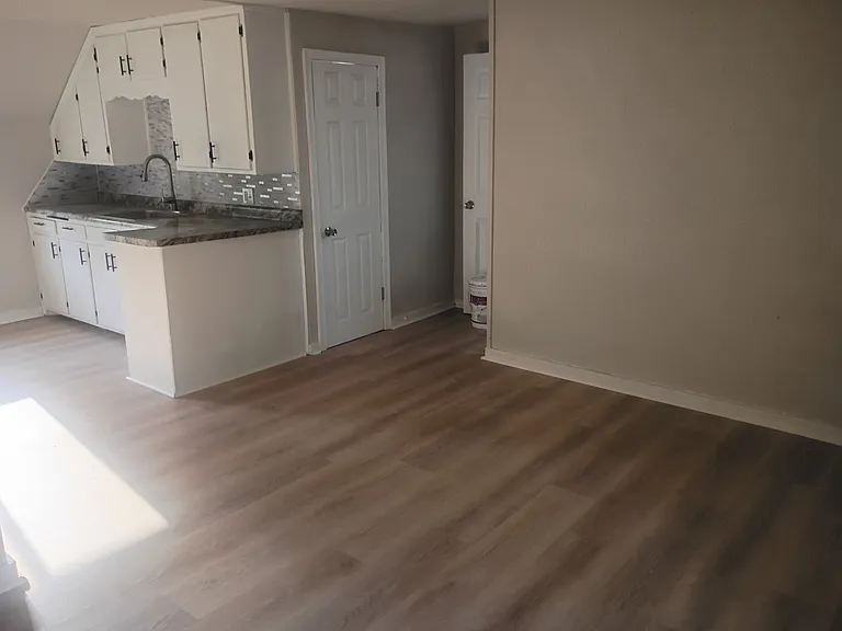 614 Garrison St #2 — Photo 2