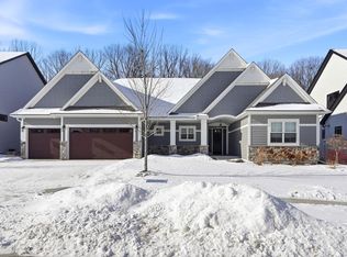 6413 Archer Ln N, Maple Grove, MN 55311