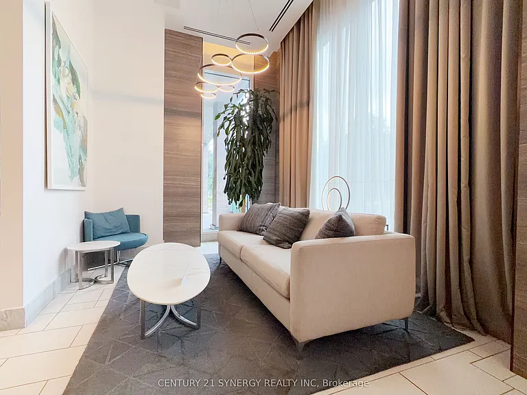 411 Mackay St #408 — Photo 3