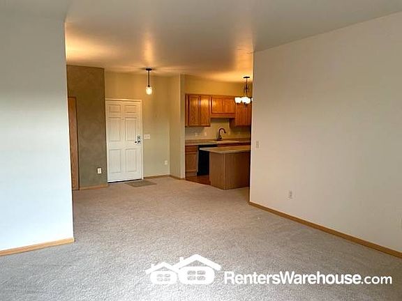 4th image of 1331 Lake Dr W APT A215