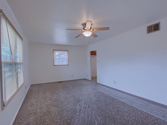 4th image of 3189 E Astor Ave