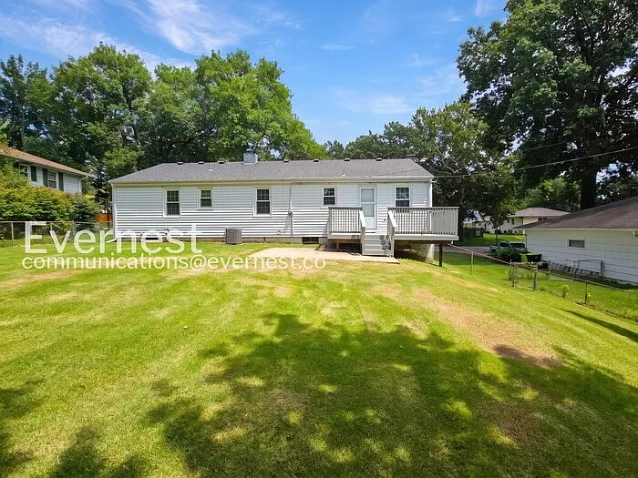 2904 N Chippewa Dr — Photo 13