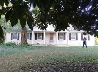 813 Sharpsferry Rd, Newbern, TN 38059