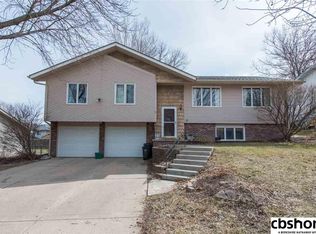 629 S 153rd Cir, Omaha, NE 68154
