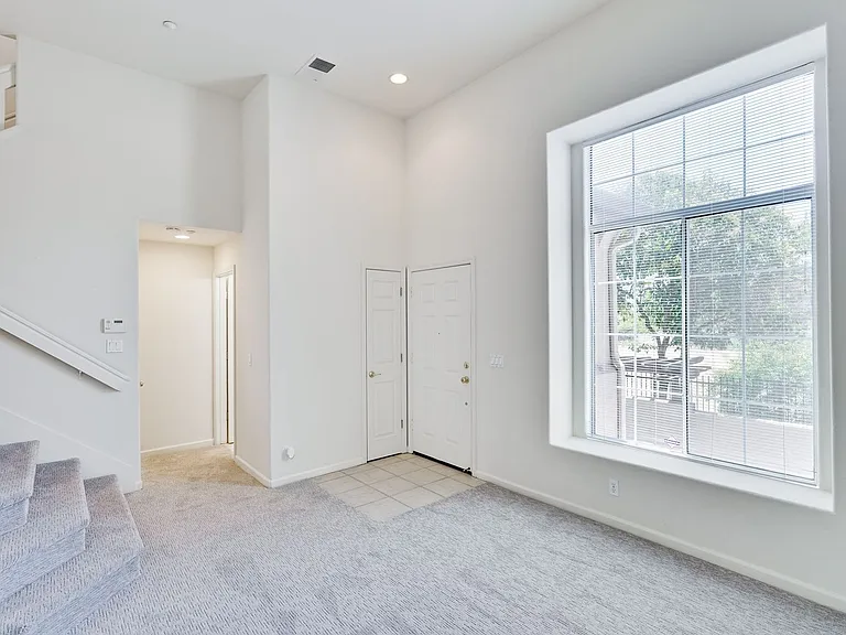 3013 Goodacre Ct — Photo 3