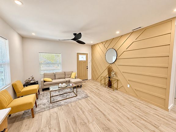 5th image of 5231 Beeman Ave