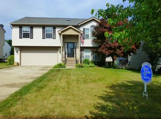 1643 Newgate Ln, Howell, MI 48843