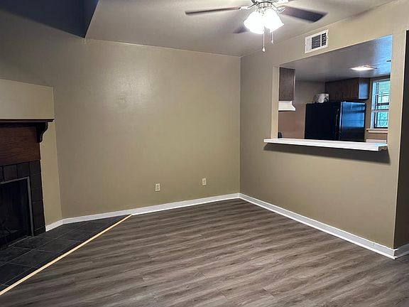 3rd image of 1018 Cumberland St APT 9