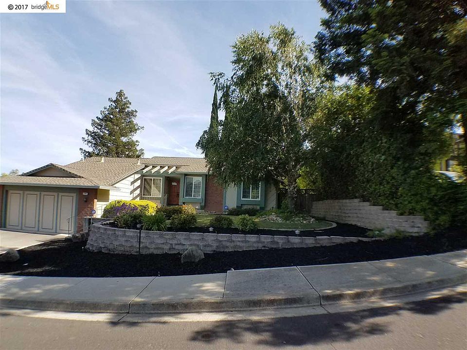 1st image of 2305 Lafayette Dr
