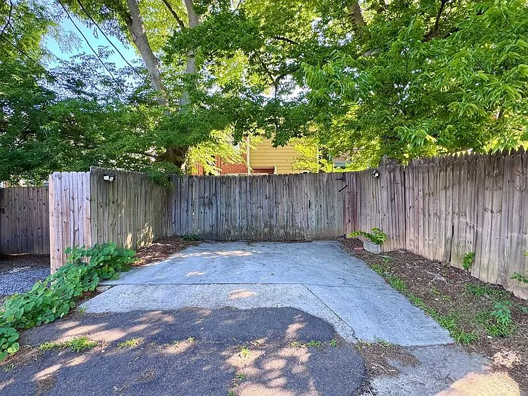 3427 Ellwood Ave — Photo 24