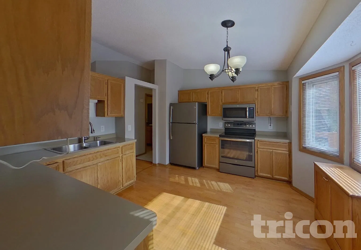 1322 Windcrest Avenue Eagan MN — Photo 4