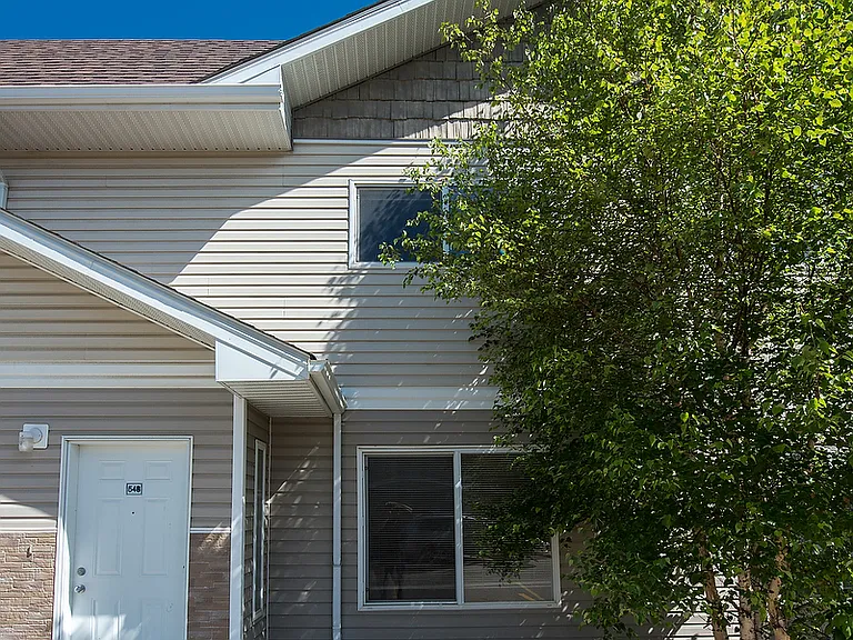100 Jordan Pkwy — Photo 12