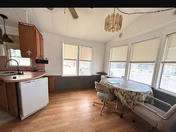 3rd image of 5905 NE Cubitis Ave #91