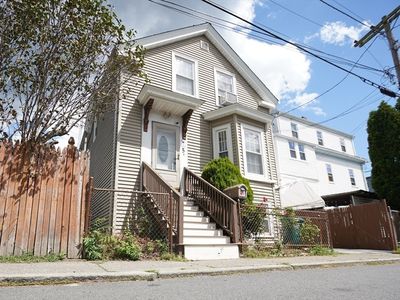 5 Whittier St, Lynn, MA, 01902