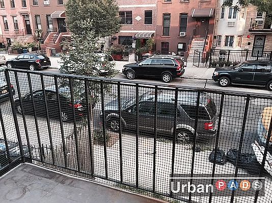 4th image of 309 Quincy St #3