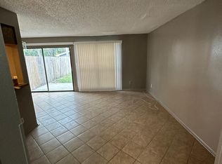 5006 Terrace Village Ln, Tampa, FL 33617