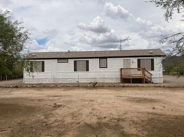 22720 W Roadrunner Ln, Congress, AZ 85332