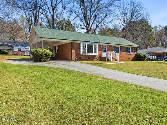 4th image of 136 Springdale Drive