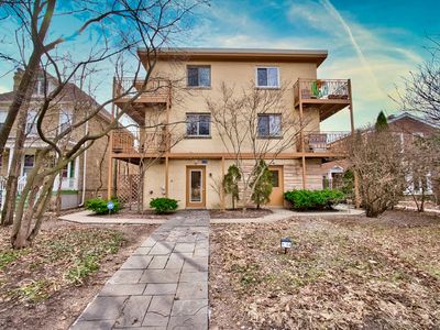 1314 Main St APT 2D, Evanston, IL, 60202