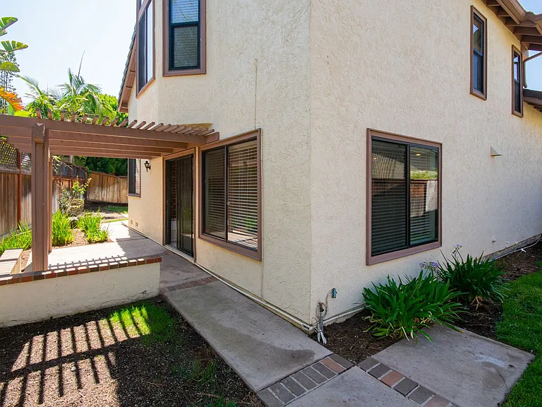 3022 Cielo Pl — Photo 32