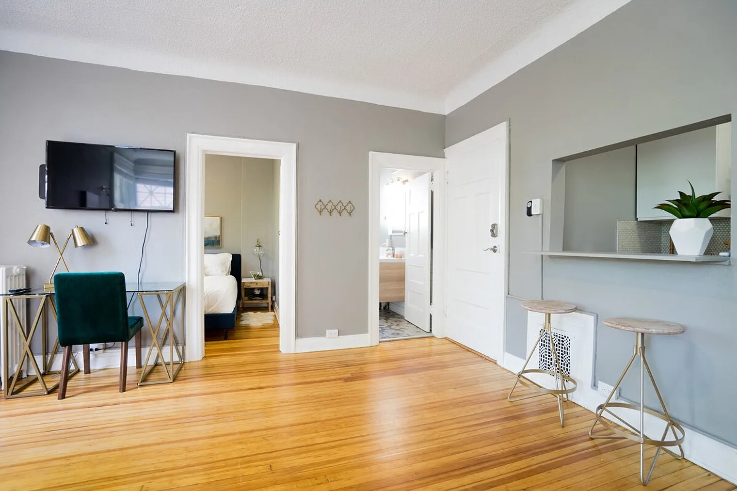 1 bed, 1.0 bath, 452 sqft, $2,750 — Photo 3