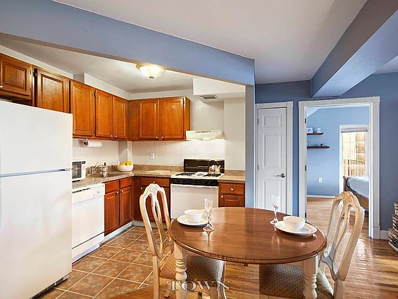 3rd image of 1240 Bedford Ave APT 2A