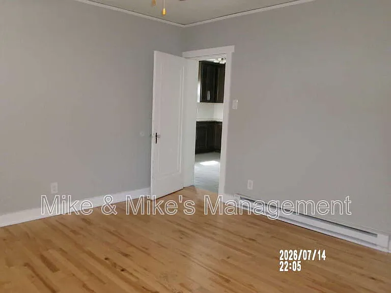 6424 W Chambers St — Photo 30