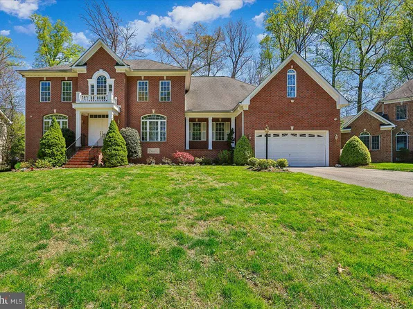 11021 Daybreak Ct, Rockville, MD 20852
