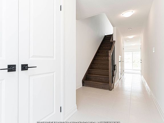 3rd image of 74 Windtree Way
